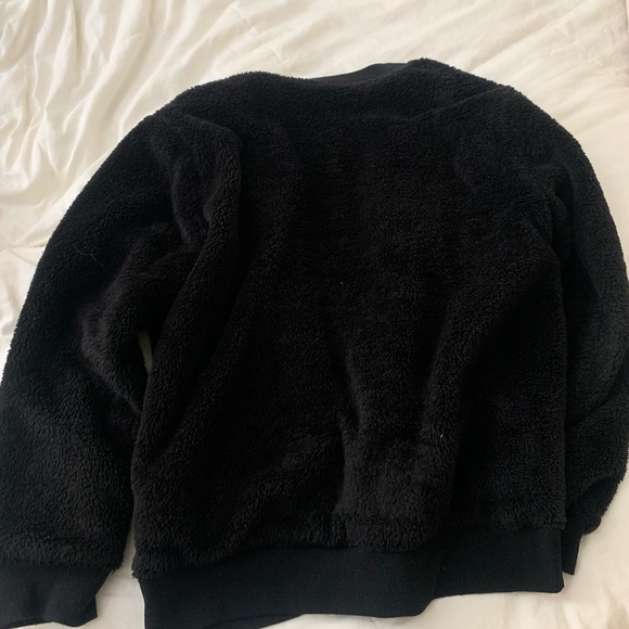 Black Sherpa bomber jacket, size large, ELWOOD - Picture 3 of 3